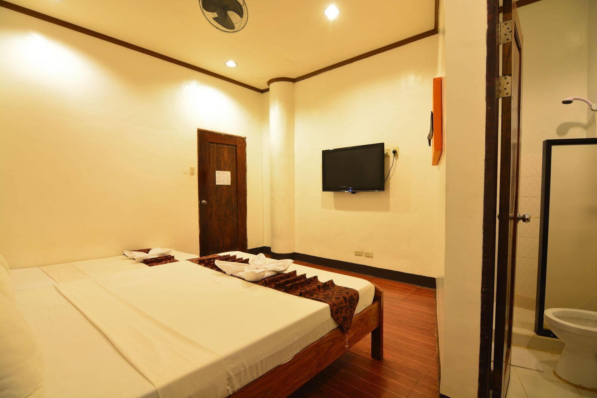 Kawayanan Heights Inn  Coron Exterior foto
